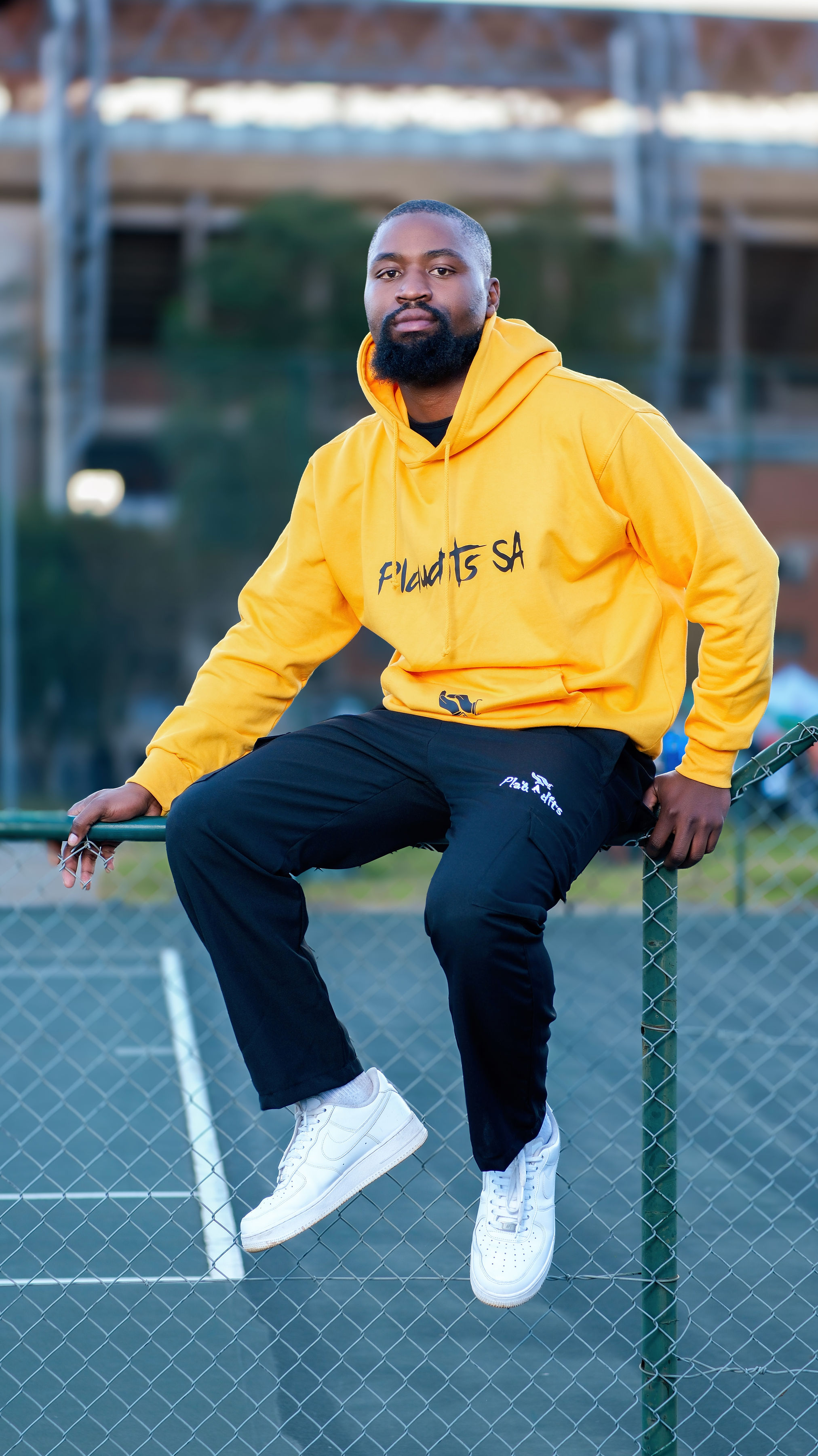black_normal_plaudits_sa__color.JPG