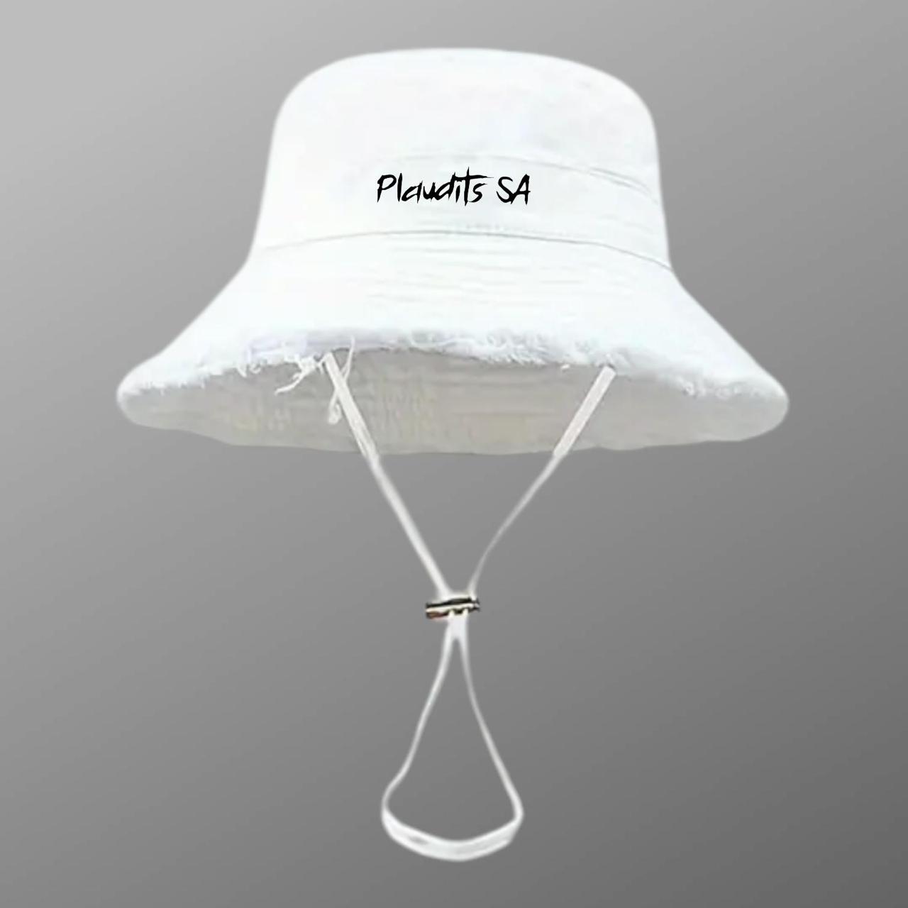 white_black_bucket_hat_color.JPG